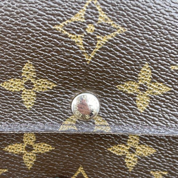 Louis Vuitton Monogram Portefeuille Sara Brown, Long Wallet Floral Interior - Picture 10 of 16